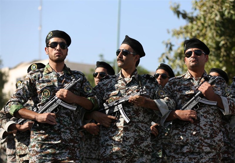 رژه بزرگ نیروهای مسلح در سمنان برگزار شد