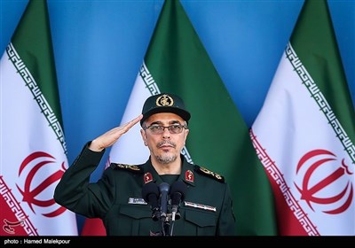 سرلشکر محمد باقری رئیس ستاد کل نیروهای مسلح در مراسم رژه نیروهای مسلح - تهران