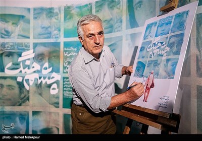 سعید صادقی در مراسم رونمایی از مستند چشم جنگ