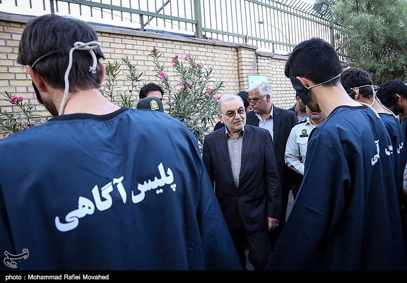 کشف یک میلیارد اموال مسروقه از مخفیگاه باند سارقان نقاب‌دار در اصفهان