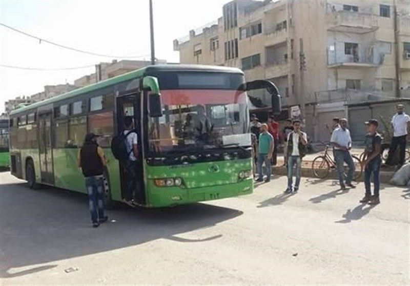 خروج نخستین گروه از عناصر مسلح از شهرک «الوعر»