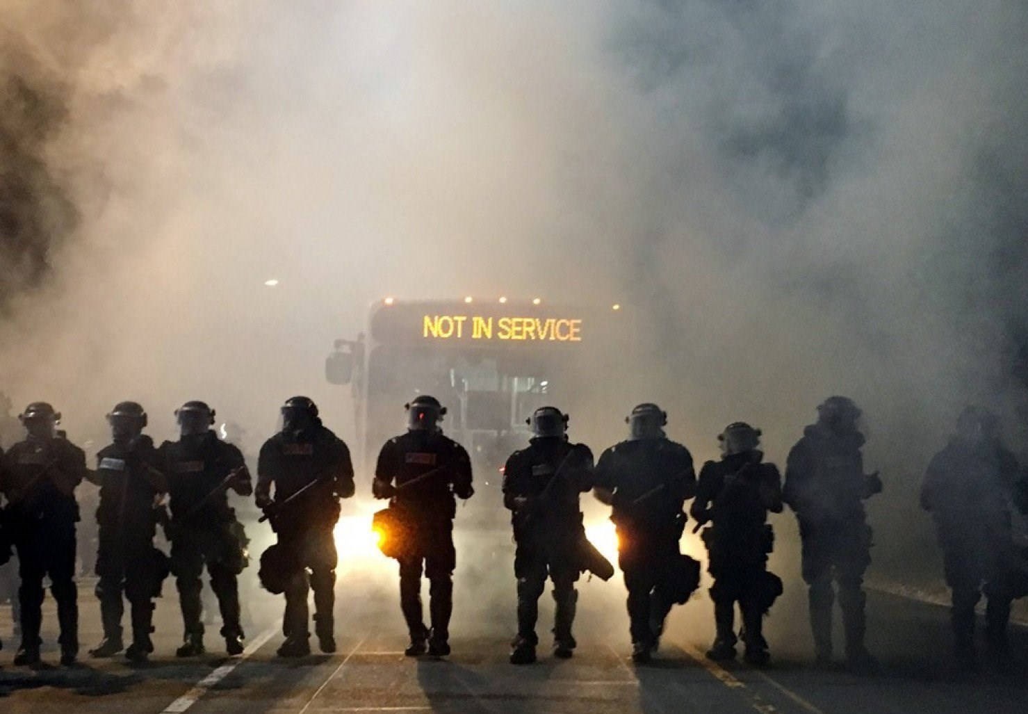 Charlotte Protesters Demand Mayor&apos;s Resignation over Black Man&apos;s Slaying