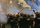 تداوم اعتراضات خیابانی در واکنش به رفتار مرگبار پلیس آمریکا+فیلم و عکس