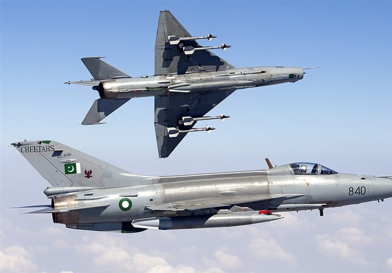 Pakistani Air Force Jet Crashes, Killing Pilot