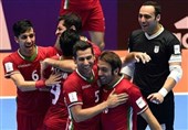 ادامه افتخارآفرینی تیم ملی فوتسال با صعود به نیمه‌نهایی/ پاراگوئه هم مقابل ایران زانو زد