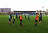 تیم ملی یک جلسه در ازبکستان تمرین می‌کند