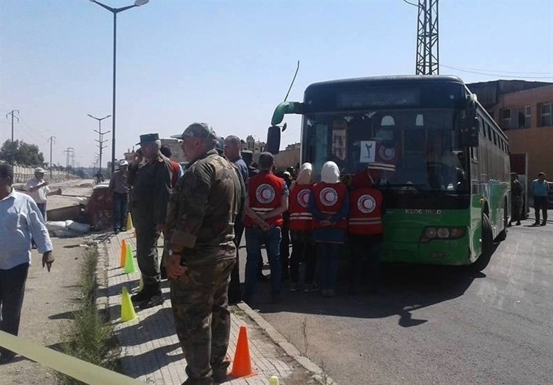 روند خروج عناصر مسلح از شهرک «الوعر» در حومه حمص تکمیل شد