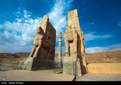 World Tourism Day Marked in Iran