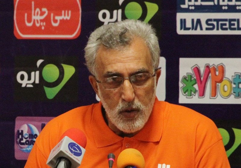 Hossein Faraki Resigns as Iran&apos;s Saipa Coach