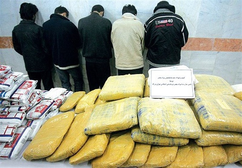 انهدام 2 باند قاچاق مواد مخدر و دستگیری 4 قاچاقچی در کرمانشاه‌