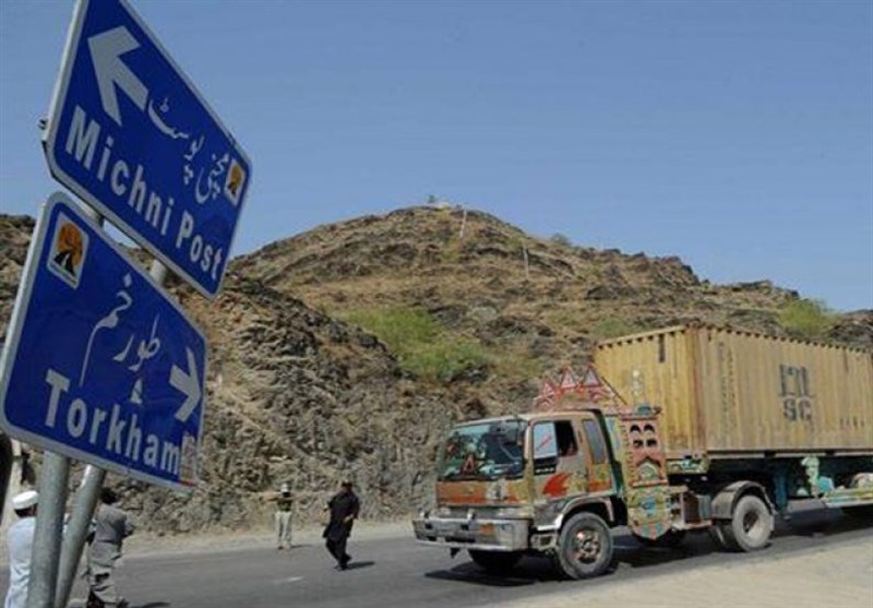 پاک افغان سرحد طورخم کو مکمل طور پر بند کرنے کی متضاد خبریں