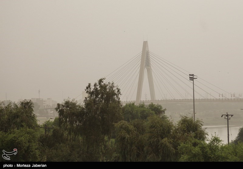 گرد و غبار فضای آسمان خوزستان را احاطه کرد/ بیشترین میزان گرد و غبار سهم اندیمشکی‌ها شد