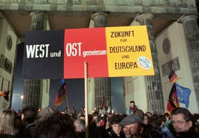 شهروندان شرق آلمان وحدت کشورشان را پروژه‌ای موفق نمی‌دانند