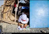 کودکان ایرانی اما بدون شناسنامه/ دانش‌آموزان سیستان‌وبلوچستان هنوز در کپر درس می‌خوانند