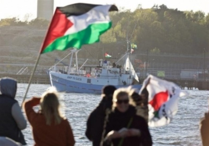 Israeli Navy Kidnaps US Peace Activist on Gaza-Bound Boat