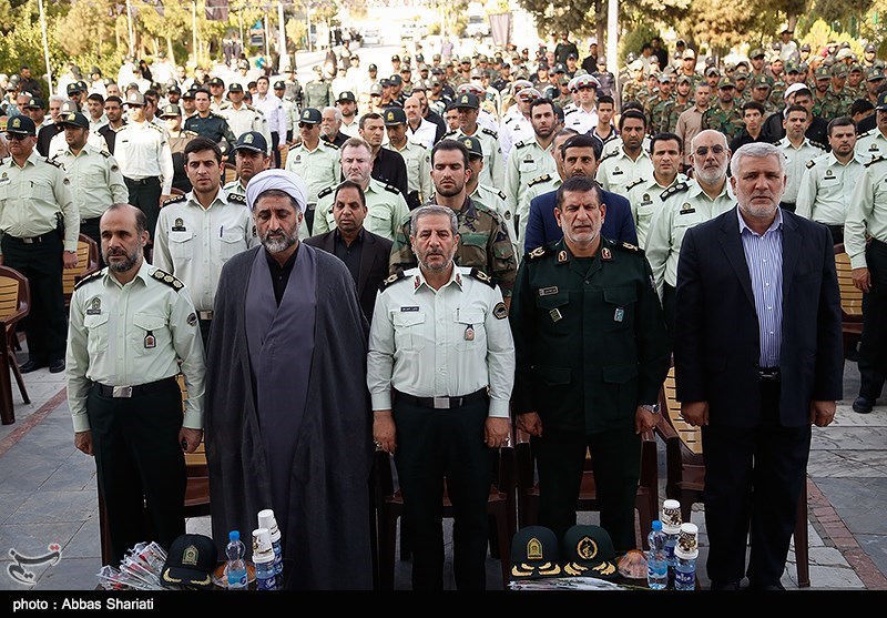 حضور فرماندهان ناجا در یوم الله 22 بهمن