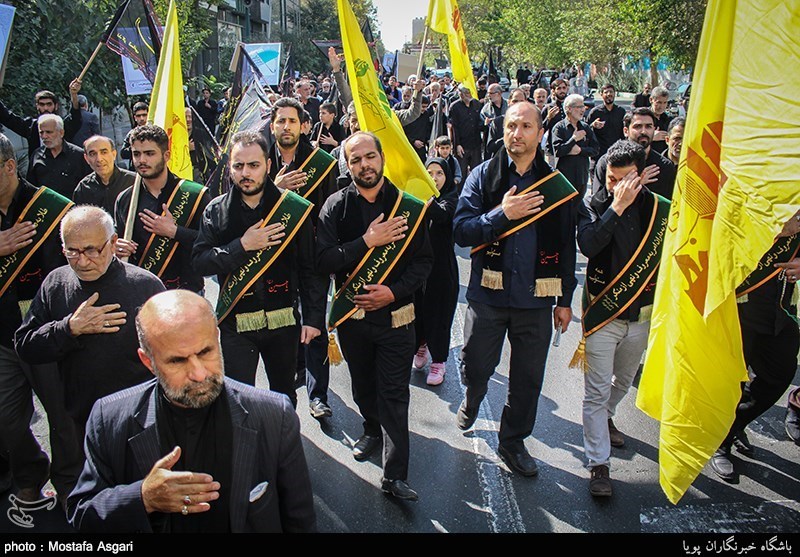 راهپیمایی نمازگزاران برای احیاء امربه معروف و نهی از منکر