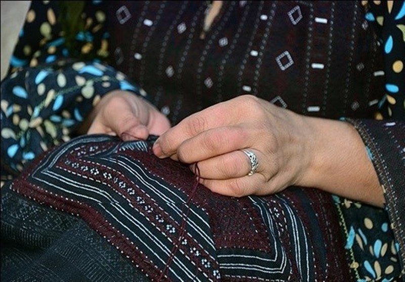  هنرمندی که نفس‌هایش وابسته به پریز برق است 