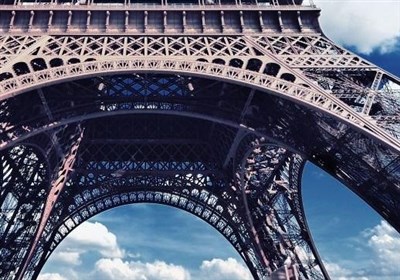 عکس / برج ایفل در پاریس !