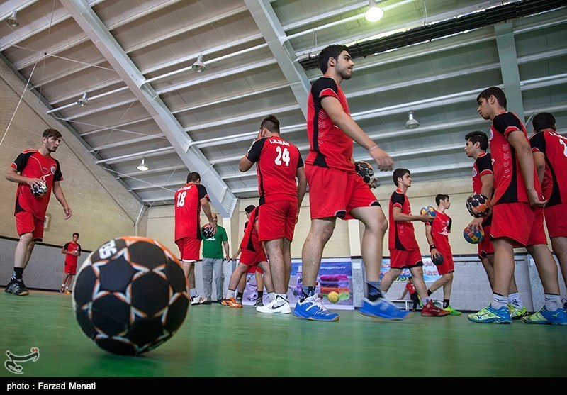 محرومیت تیم‌های هندبال نوجوانان دختر و پسر ایران لغو شد