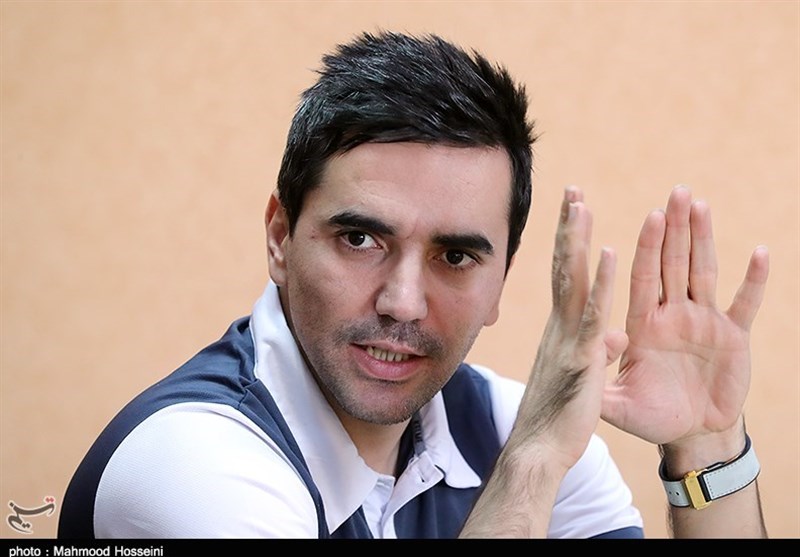سرمربی تیم فوتسال راگای تهران: مستحق پیروزی بودیم/ از هفته پنجم به بعد شرایط بهتری پیدا می‌کنیم