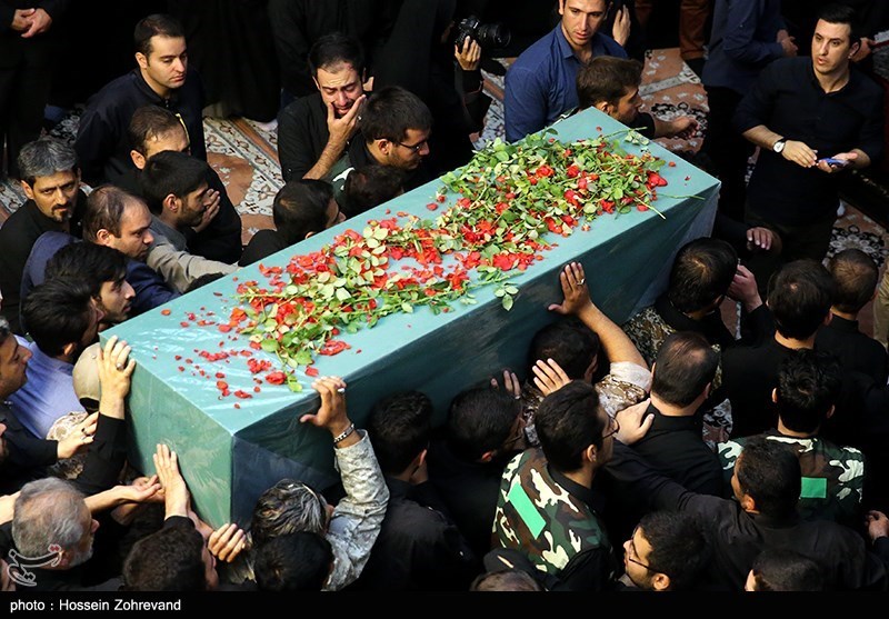 تشییع و تدفین پیکر مطهر 4 شهید فاطمیون در تهران