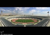آماده سازی ورزشگاه آزادی قبل از بازی تیم های ایران و کره جنوبی