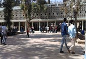جامعة حلب تتحدى القذائف.. والطلاب یواصلون تعلیمهم +صور