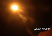 القوات الیمنیة تستهدف تجمعات الجیش السعودی فی عسیر بصاروخ زلزل 2 وغراد