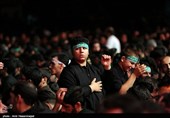 مراسم عزاداری شب عاشورا در هیئت رزمندگان اسلام -قم