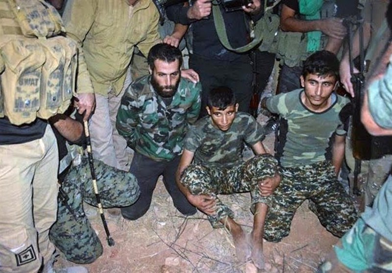 Al-Nujaba Troops Capture 3 Al-Nusra Snipers in Syria’s Aleppo