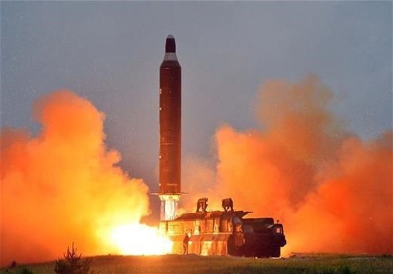 کره شمالی موشک‌های بالستیک خود را به نمایش گذاشت