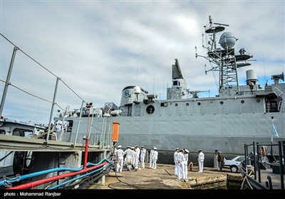 Iranian Navy Warships Set Sail for Azerbaijan Republic