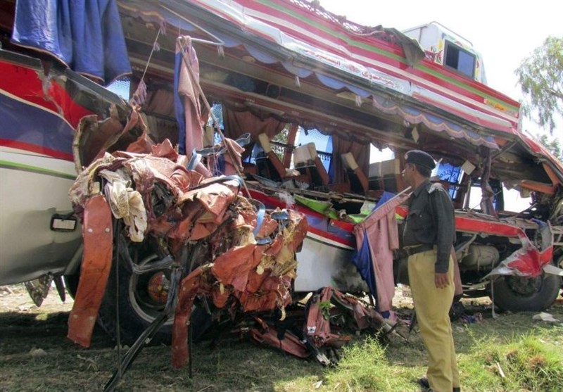 آخرین جزئیات حادثه واژگونی اتوبوس اقلید-یاسوج