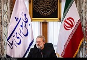 مدافعان حرم نقش به سزایی در حفظ امنیت ایران دارند
