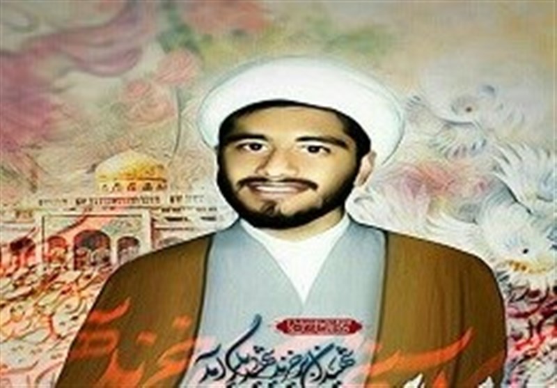 پیکر روحانی شهید مدافع حرم &quot;سعید بیاضی‌زاده&quot; وارد فرودگاه کرمان شد