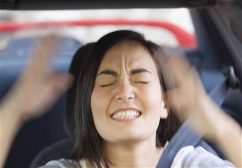 آیا زنان حین رانندگی عصبانی‌تر از مردان هستند؟