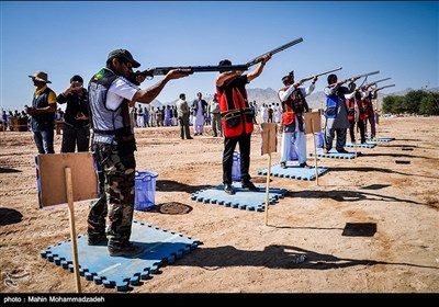 مسابقه تیراندازی در منزلاب زاهدان