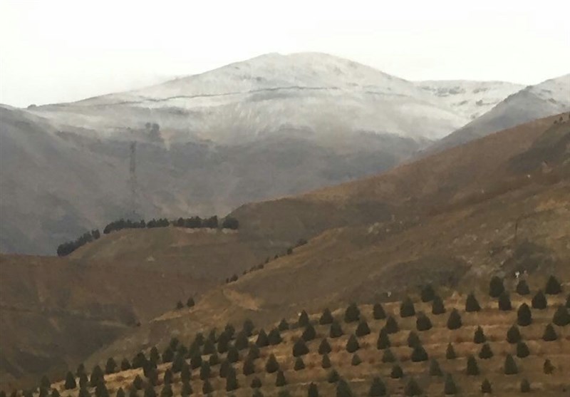 برف چهره ارتفاعات تهران را سفید کرد