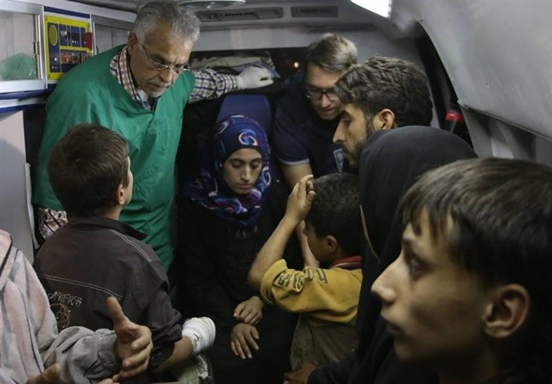 خروج 48 شخصا من أحیاء حلب الشرقیة +صور