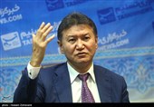 کرسان ایلیومژینوف رئیس فدراسوین جهانی شطرنج