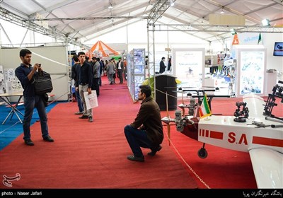 نمایشگاه صنایع هوایی وفضایی ایران