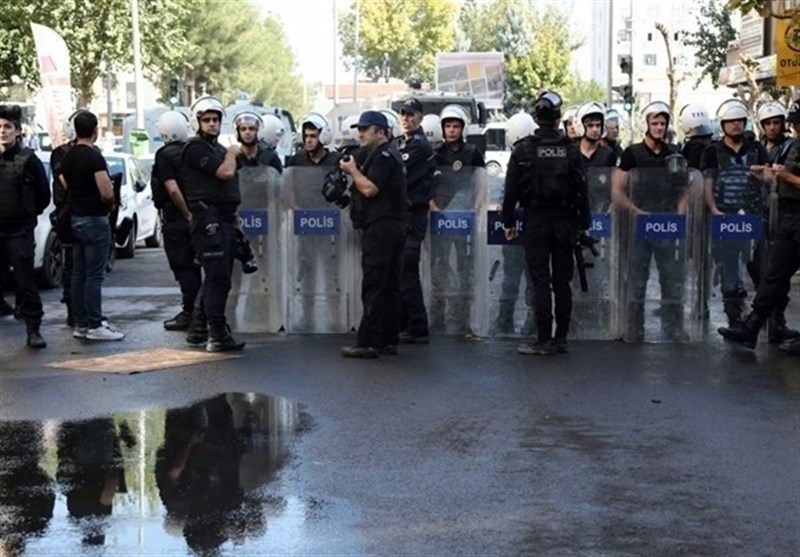 Turkey Detains 44 People Suspected of Planning Attacks