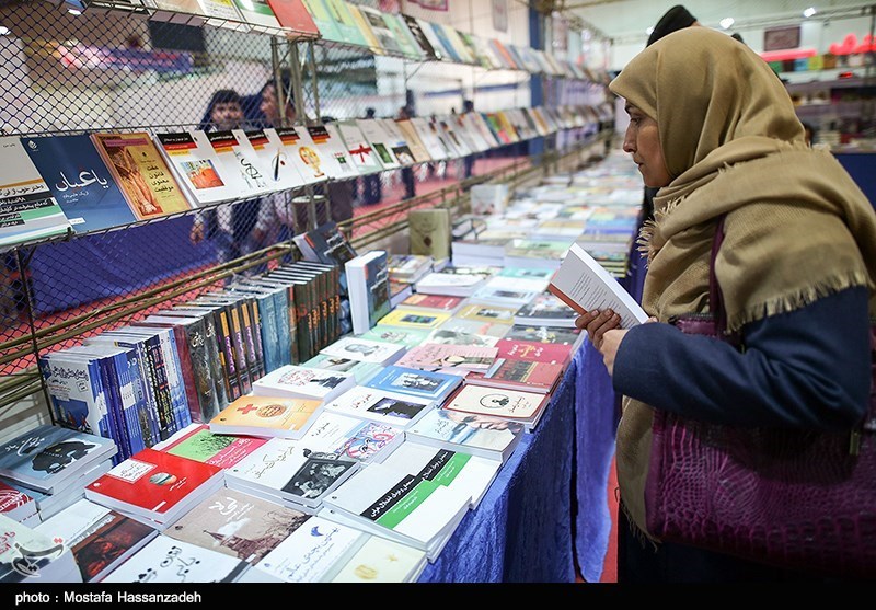 7 میلیارد ریال بن در نمایشگاه کتاب کرمانشاه توزیع می‌شود