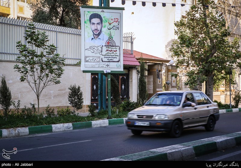 نصب پلاک کوچه بنام شهید مدافع حرم علی آقاعبدالهی