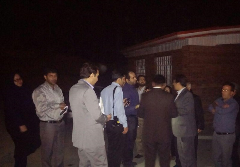 سیر تا پیاز جلسه تاریک شورای شهرخرم‌آباد/ قطع برق &quot;استیضاح&quot; شهردار را به تعویق انداخت