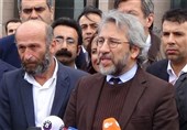 حکم بازداشت سردبیر روزنامه جمهوریت ترکیه صادر شد