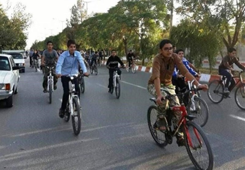 همایش دوچرخه سواری رهروان راه شهدا در بشرویه برگزار شد