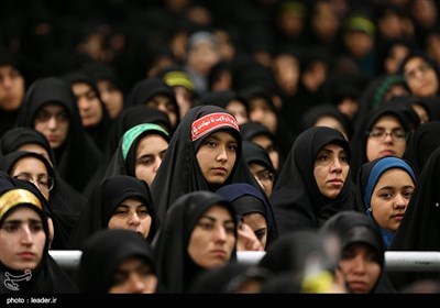 Leader Ayatollah Khamenei Meets Iranian Students