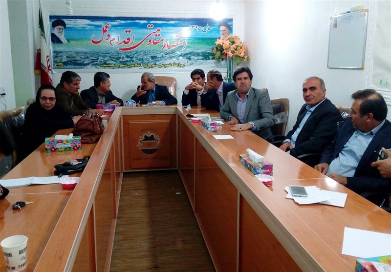 اختلاف شدید اعضای شورای شهر دهدشت/ استیضاح شهردار به جلسه آینده موکول شد‌